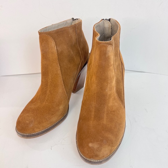 Surface to Air brown suede ankle boots - Picture 3 of 6